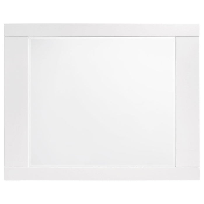 Felicity 4-piece California King Platform Bedroom Set White