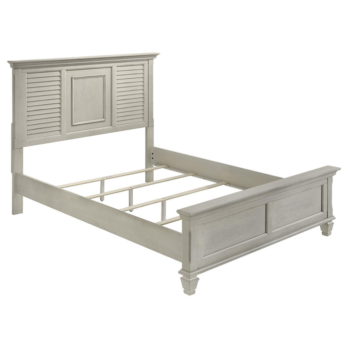 Franco 4-piece Queen Bedroom Set Distressed White