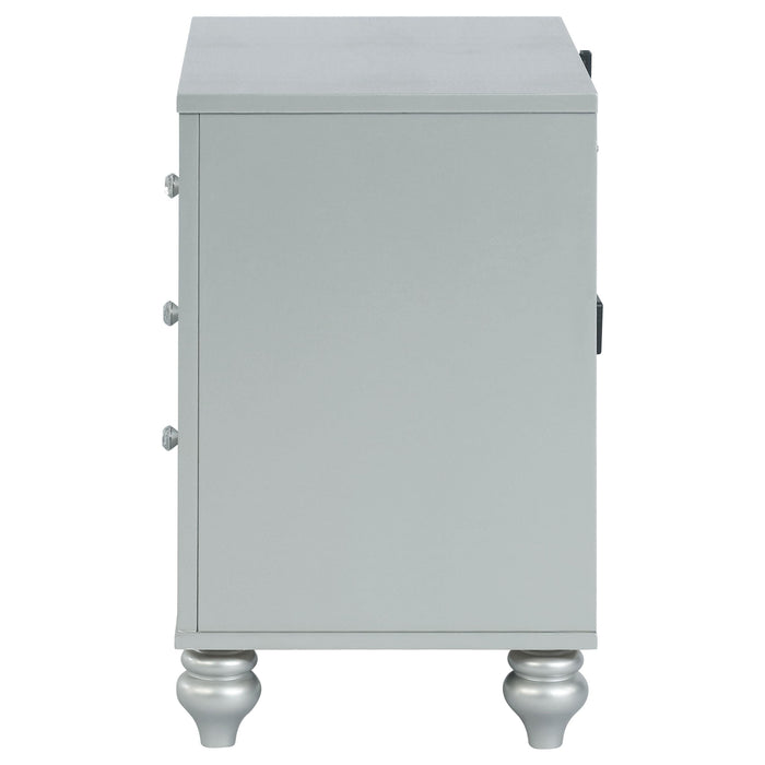 Gunnison 2-drawer Nightstand Silver Metallic
