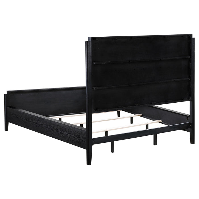 Brookmead 4-piece California King Bedroom Set Black