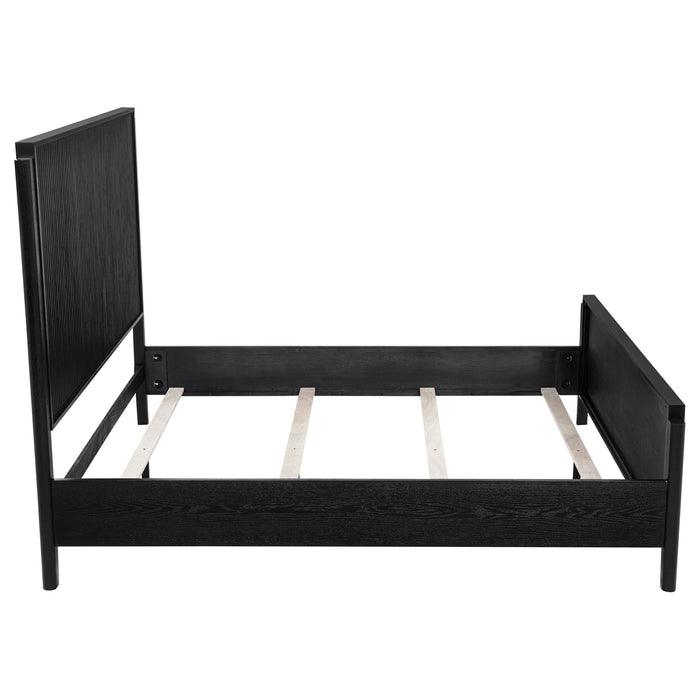 Brookmead Wood Queen Panel Bed Black