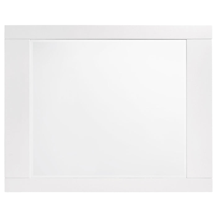 Jeremaine 4-piece California King Bedroom Set White