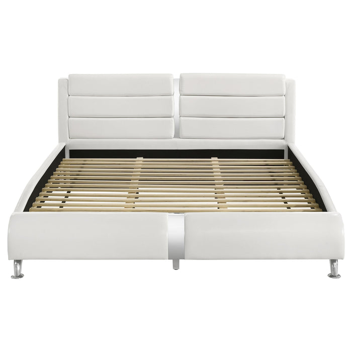 Jeremaine Upholstered California King Sleigh Bed White