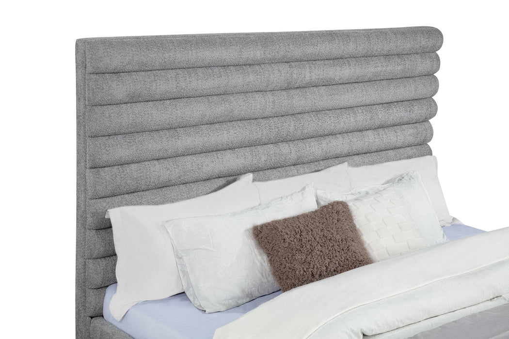 Patricia 58-inch Boucle Upholstered California King Bed Grey