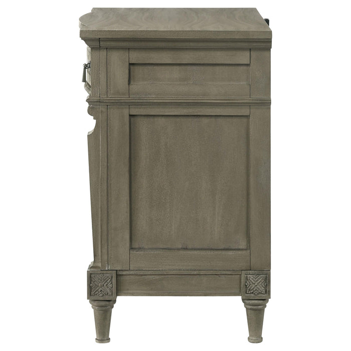 Alderwood 3-drawer Nightstand French Grey
