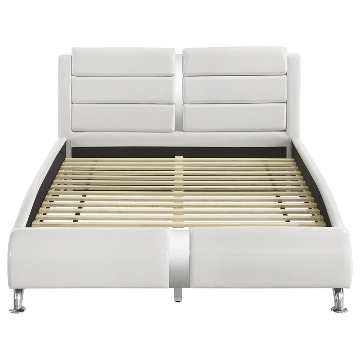 Jeremaine Upholstered Queen Sleigh Bed White