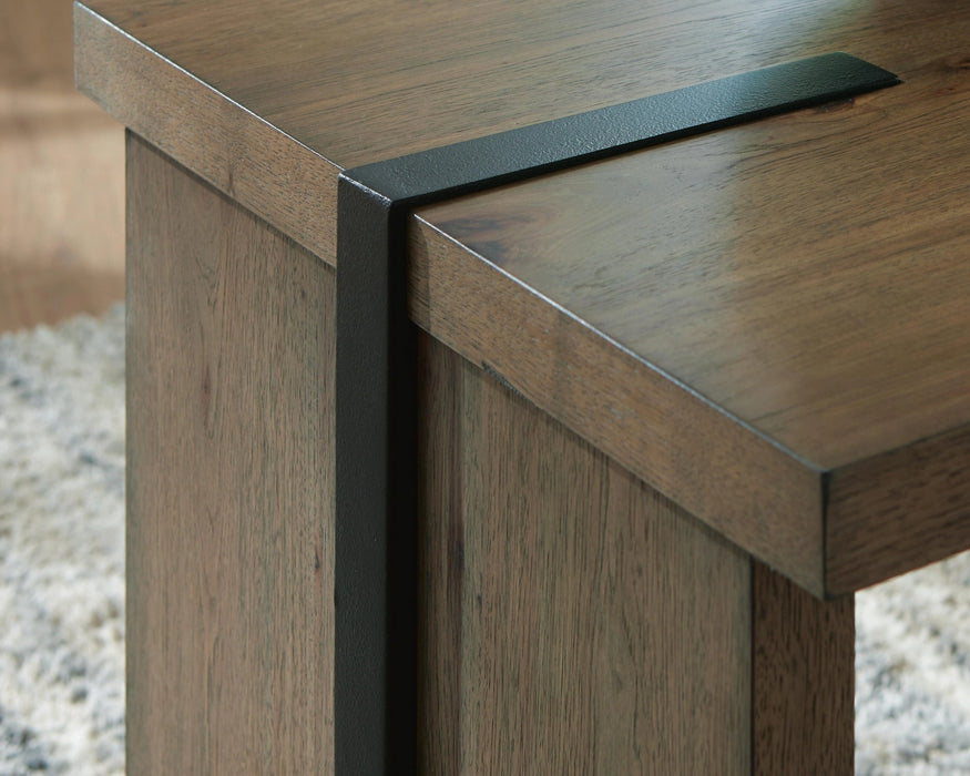 Kandinew End Table